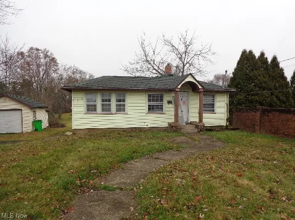 3012 Lincoln Way NW, Massillon, OH 44647