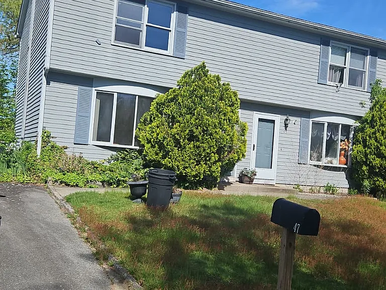 47 Lockwood St — Photo 17