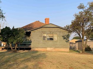 412 Custer Ave, Fort Supply, OK 73841