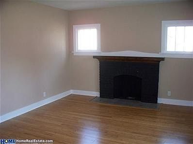 2nd image of 3811 Everett St