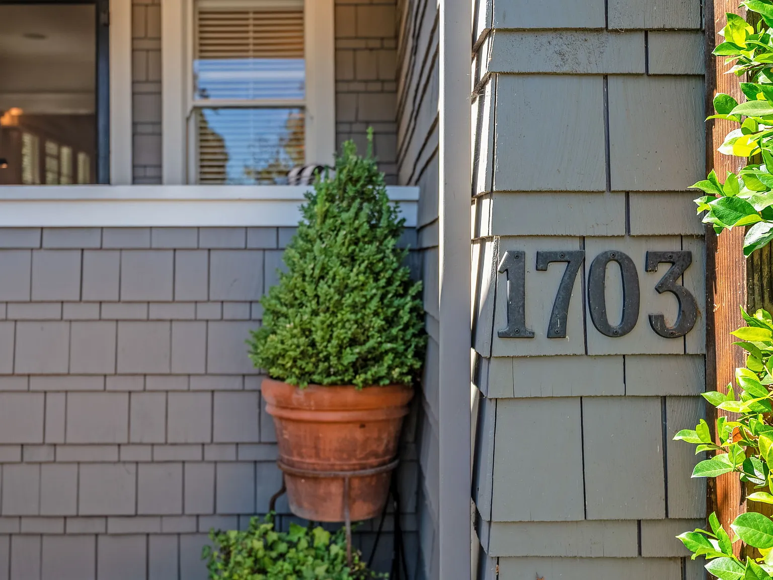 2 bed, 1068 sqft, $10,000 — Photo 3