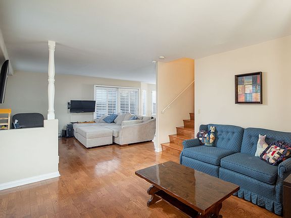 5th image of 816 Acacia Ave