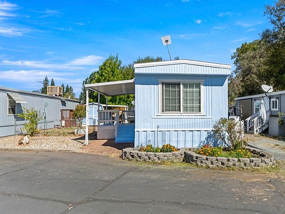 3rd image of 3881 Many Oaks Ln Space 26