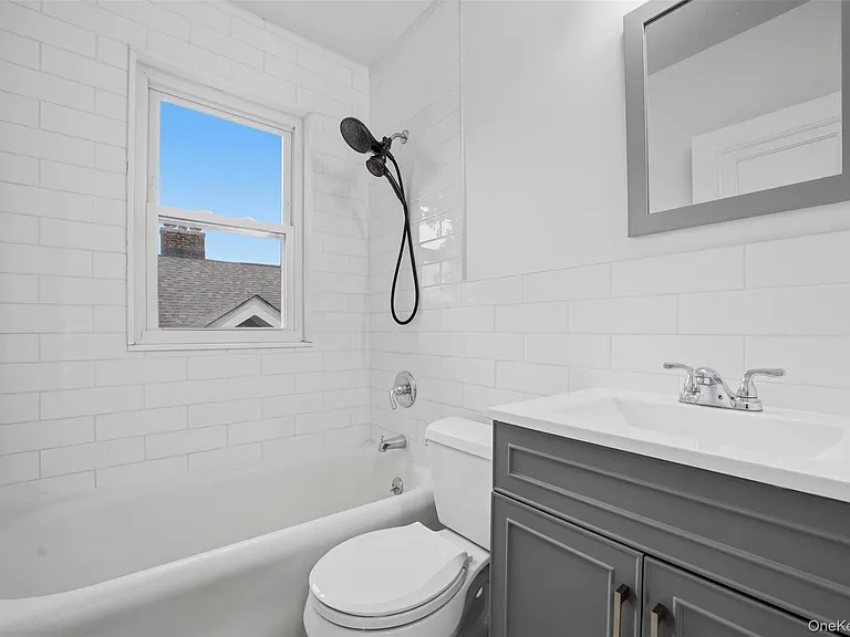 49 Sylvan Pl — Photo 13