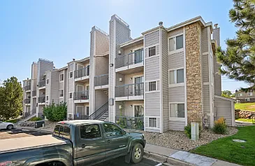 Hunter's Run Apartments — Photo 36