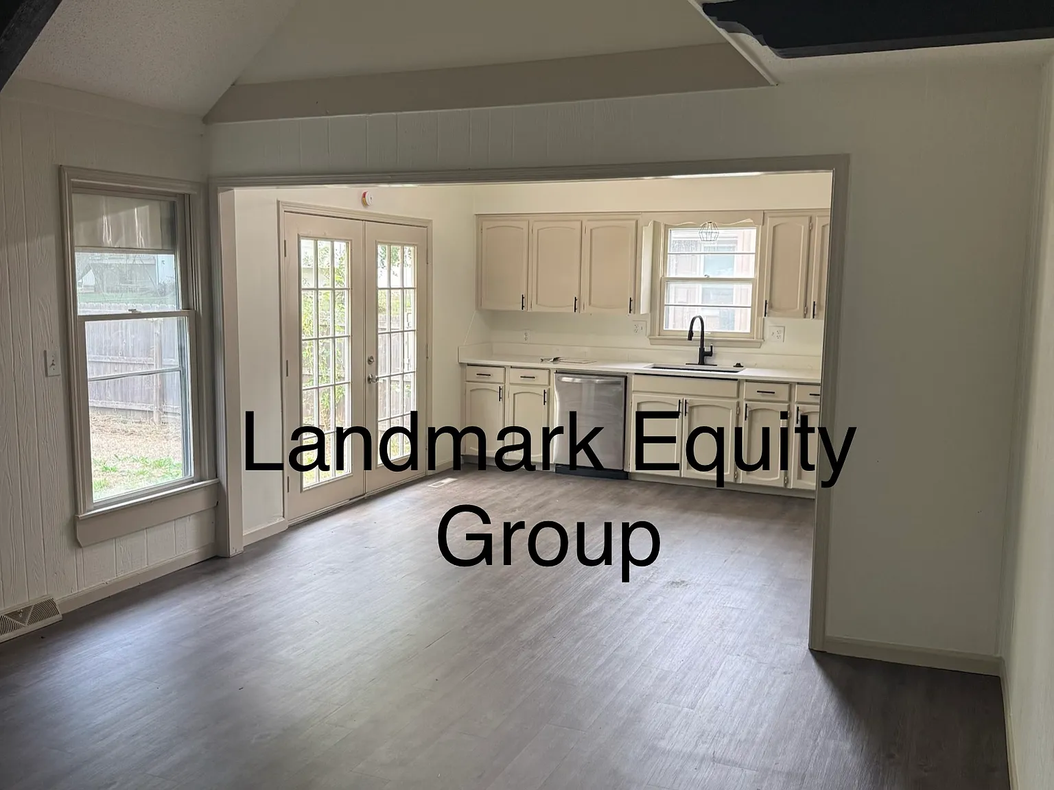 4 bed, 1950 sqft, $2,700 — Photo 3
