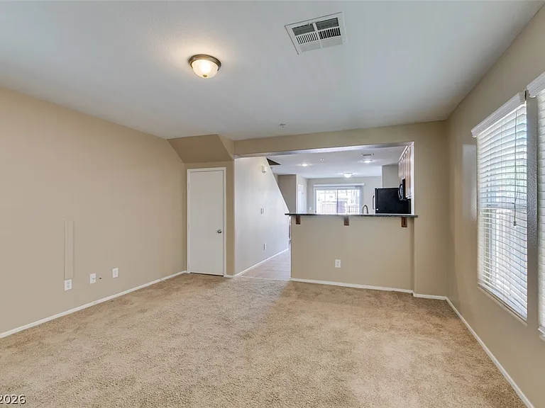 1155 Paradise Garden Dr — Photo 9