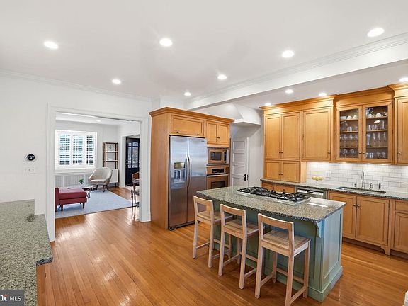 4th image of 3803 W St NW