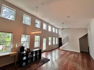 400 E 33rd St #1, Austin, TX 78705