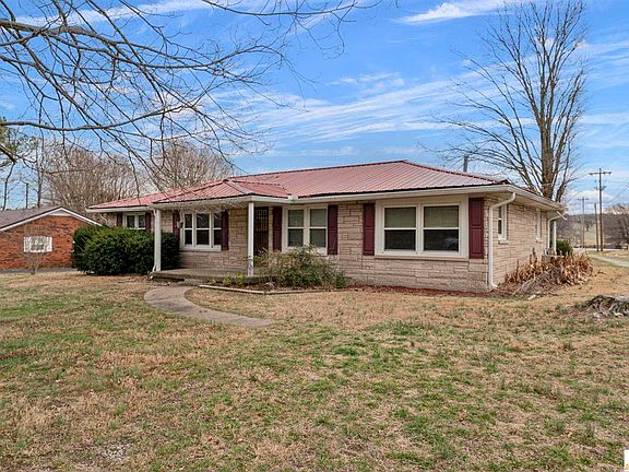 5th image of 555 Old Edmonton Rd #1