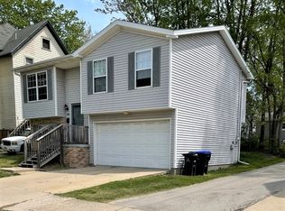 505 N McLean St, Bloomington, IL
