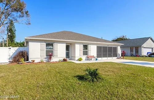 1815 Victory Palm Dr Photo 1