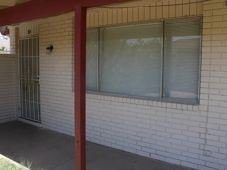 3905 Flory Ave #10 — Photo 3