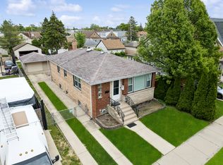2841 N Neva Ave, Chicago, IL 60634