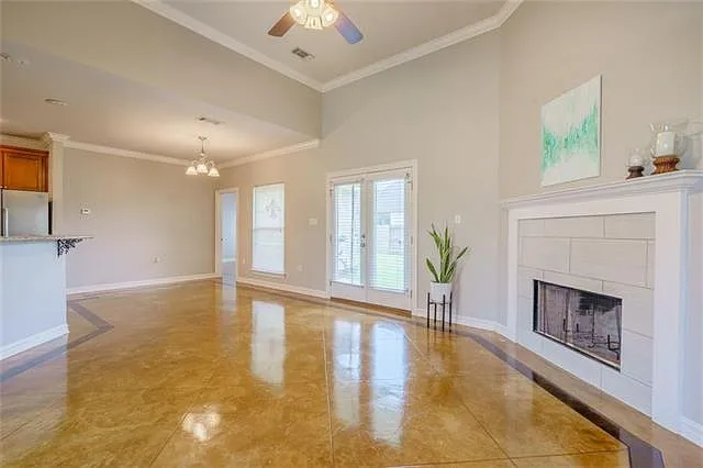 17289 Paddock Cir — Photo 4