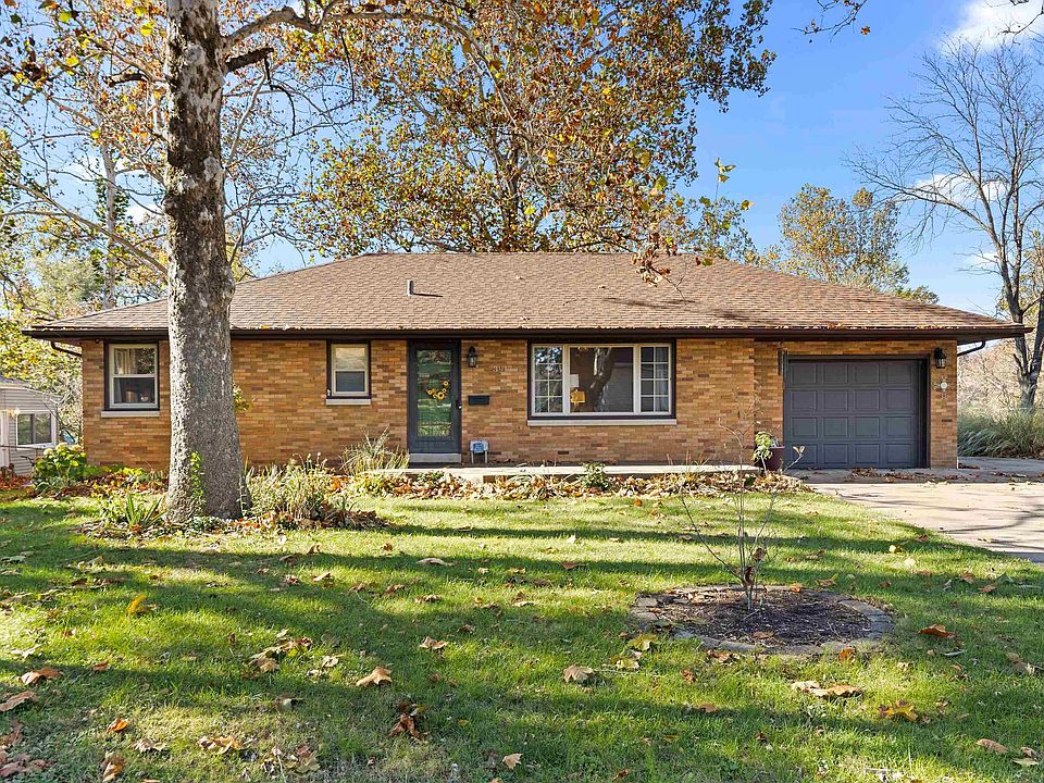 1st image of 3917 N Stable Ct