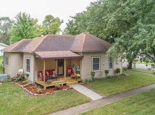 123 W Maple St, Hubbard, IA 50122