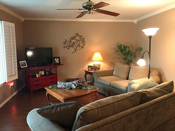 2nd image of 1609 Marigold Dr