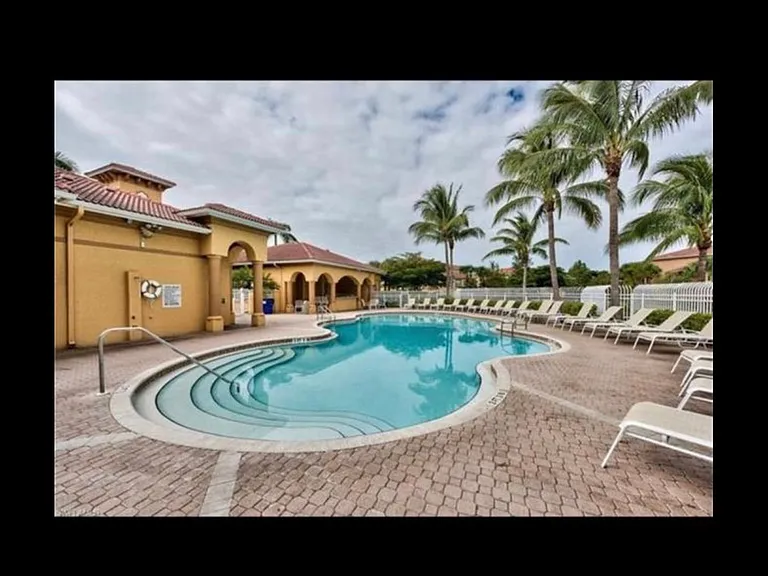 15655 Ocean Walk Cir #210 — Photo 23