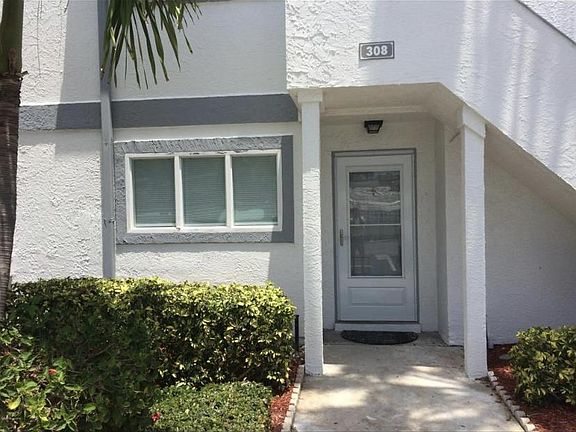 2nd image of 308 Beach Park Ln