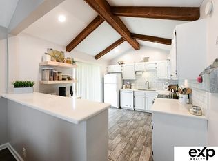 11118 Z St, Omaha, NE 68137