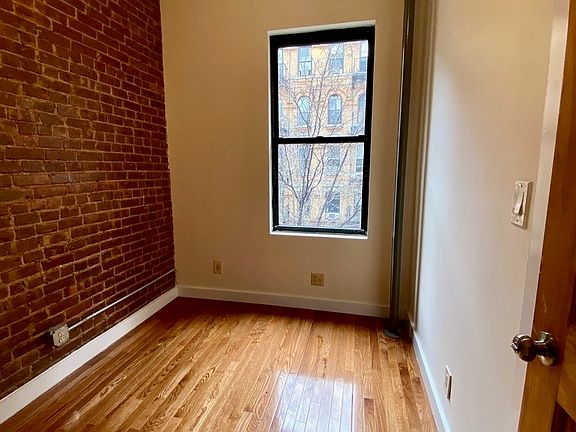 4th image of 217 E 27th St #10A