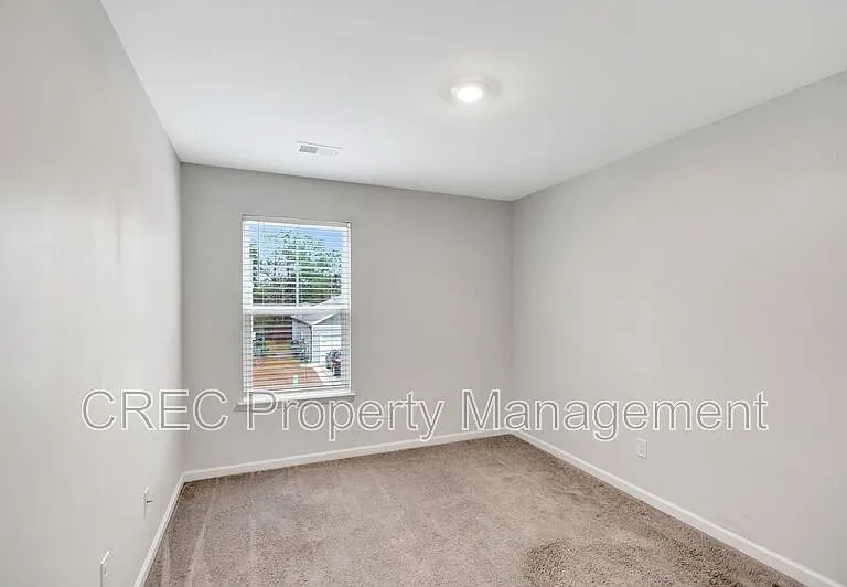 575 Wayton Cir — Photo 22
