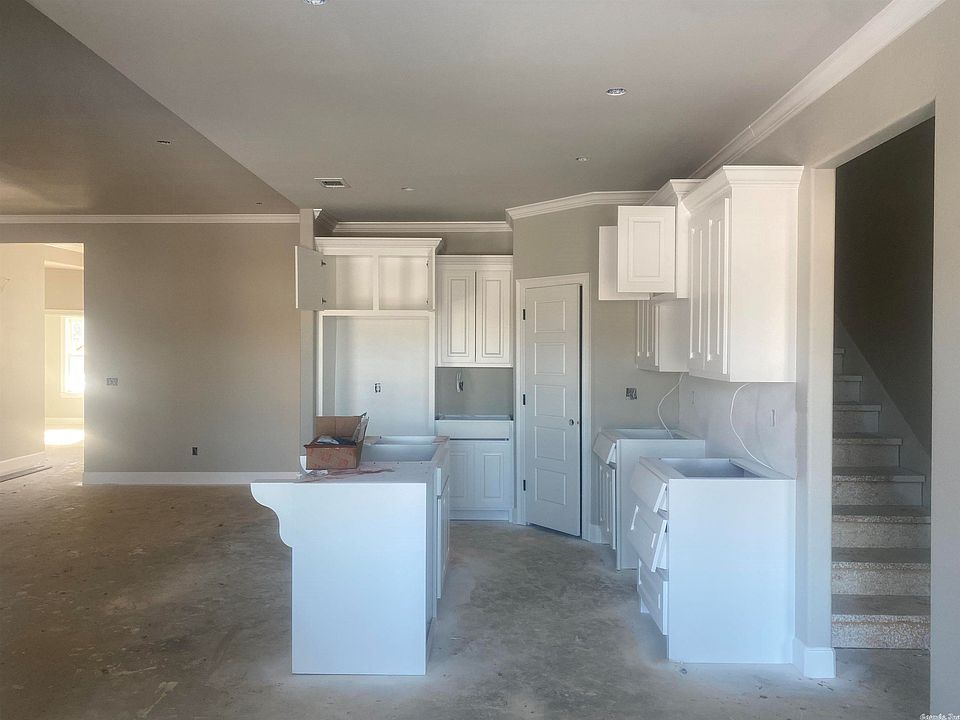 2nd image of 17012 Willow Creek Dr