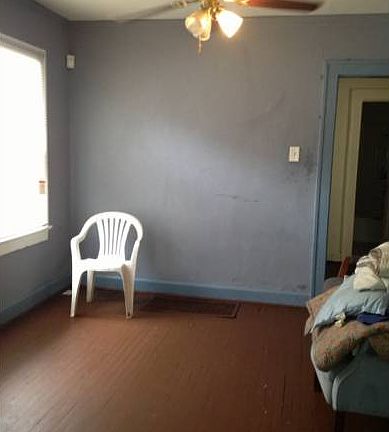 4th image of 5214 Wabash Ave