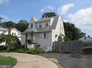 9003 Harford Rd, Parkville, MD 21234