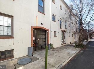 2304 Naudain St, Philadelphia, PA 19146