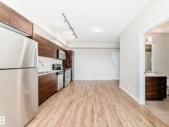 3rd image of 9519 160th Ave NW #413