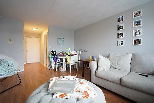 12 Cottage Ct Photo 1