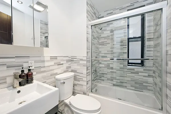 Rented by Zumper Inc | media 21