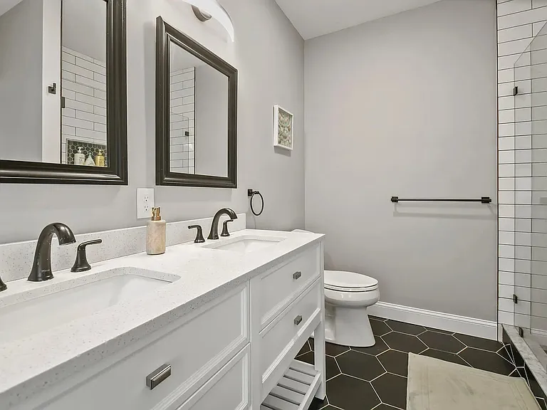 8 Greenleaf Ave #1 — Photo 10