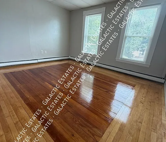325 Walnut St #2 — Photo 5