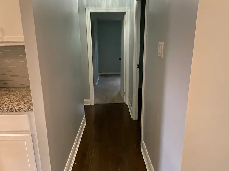 24 Austin Ave — Photo 8