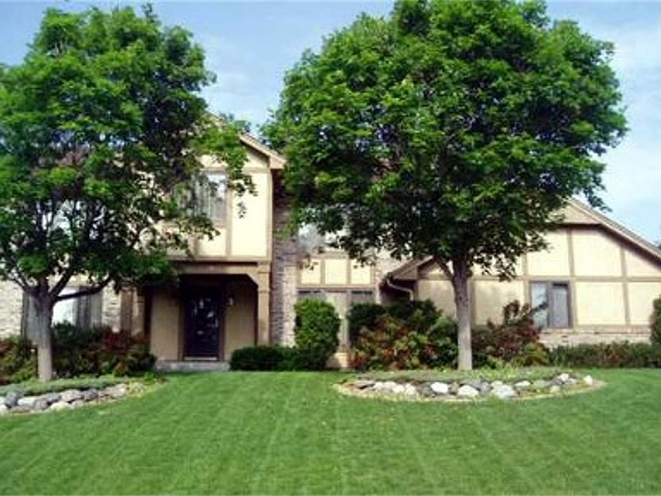 For Sale: 13311 Greenwich Ct, Apple Valley, MN 55124