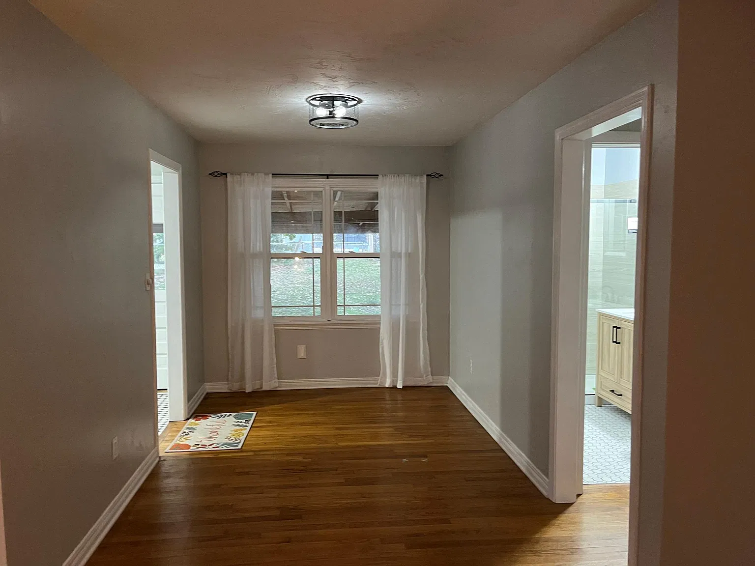 1308 S Littler Avenue — Photo 3