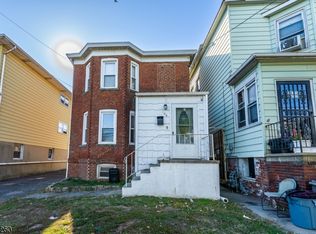 444 3rd Ave, Elizabeth, NJ 07206