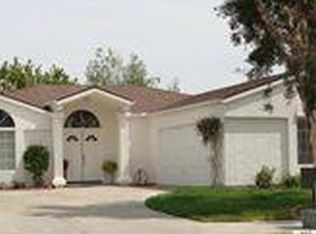 805 Galaxy Dr, Vista, CA 92083