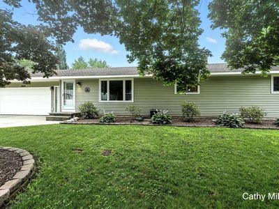 1444 Center St, Zeeland, MI, 49464