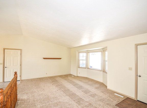 3rd image of 698 S Indio Dr