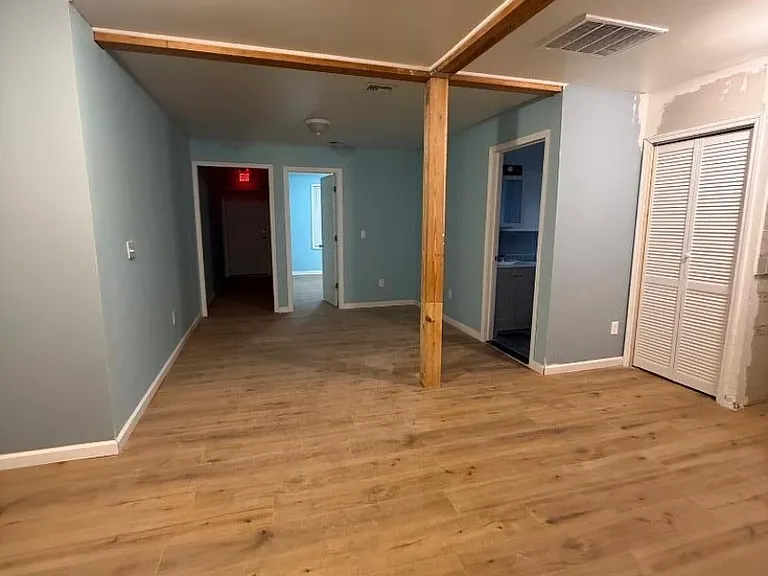 56 Cummings St — Photo 9