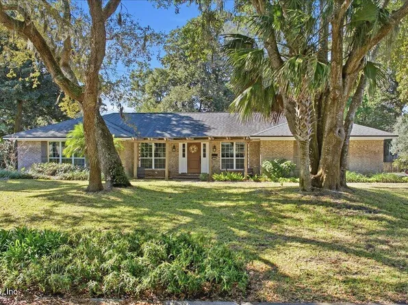 1656 PARK Terrace W, Atlantic Beach, FL 32233