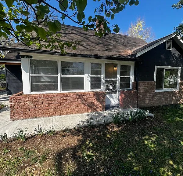 1801 Woodson Dr — Photo 47