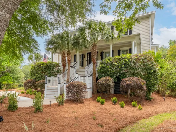 2324 Darts Cove Way, Mount Pleasant, SC 29466