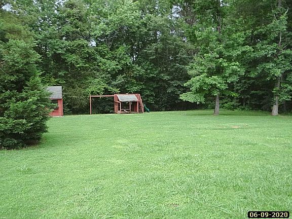 2nd image of 25 Wild Fox Ln