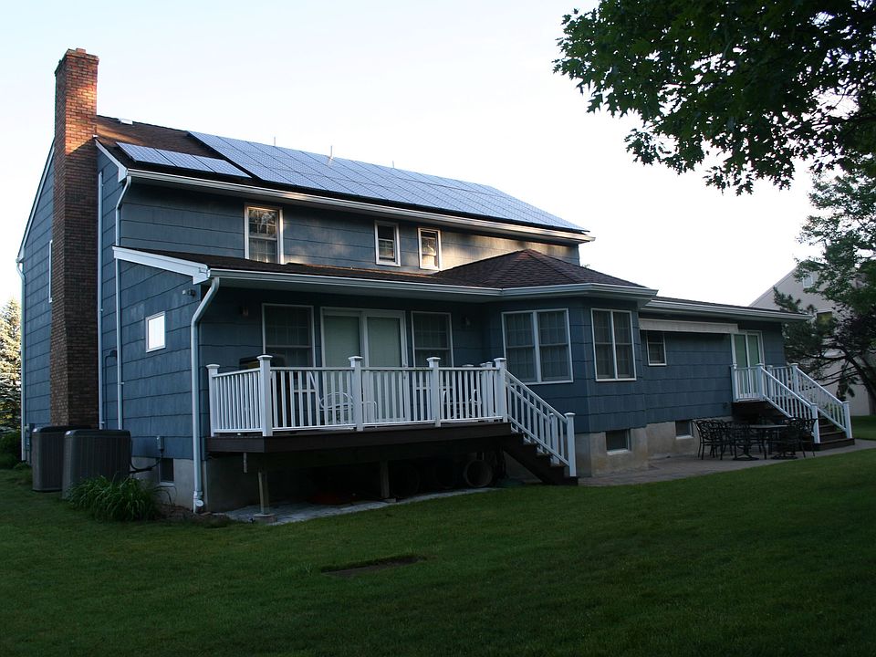 2nd image of 15 Borzotta Blvd