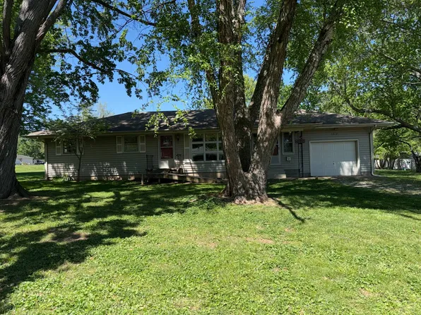 1212 Jefferson St, Bridgeport, IL 62417